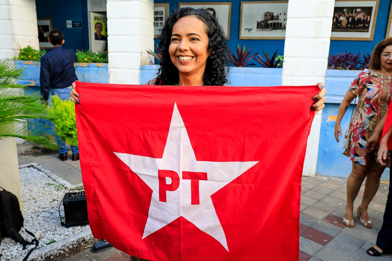 Celebrando o modo petista de resistir