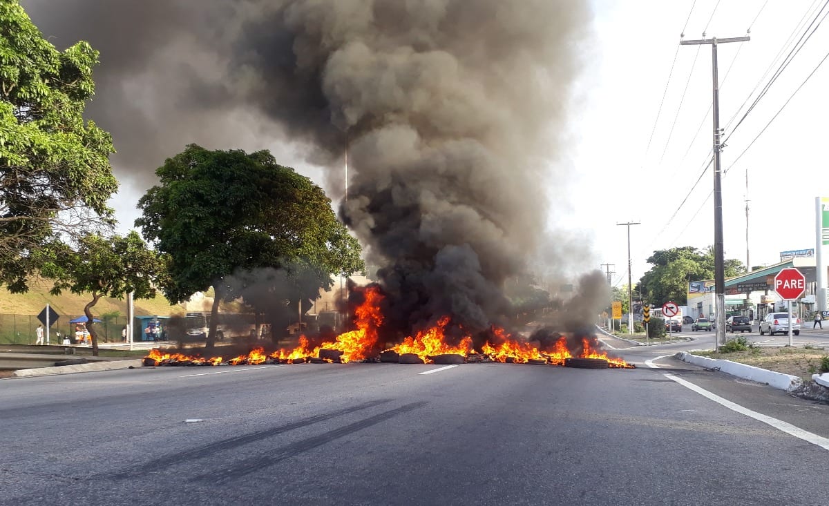 Natal amanhece sob fogo de protestos contra prisão de Lula