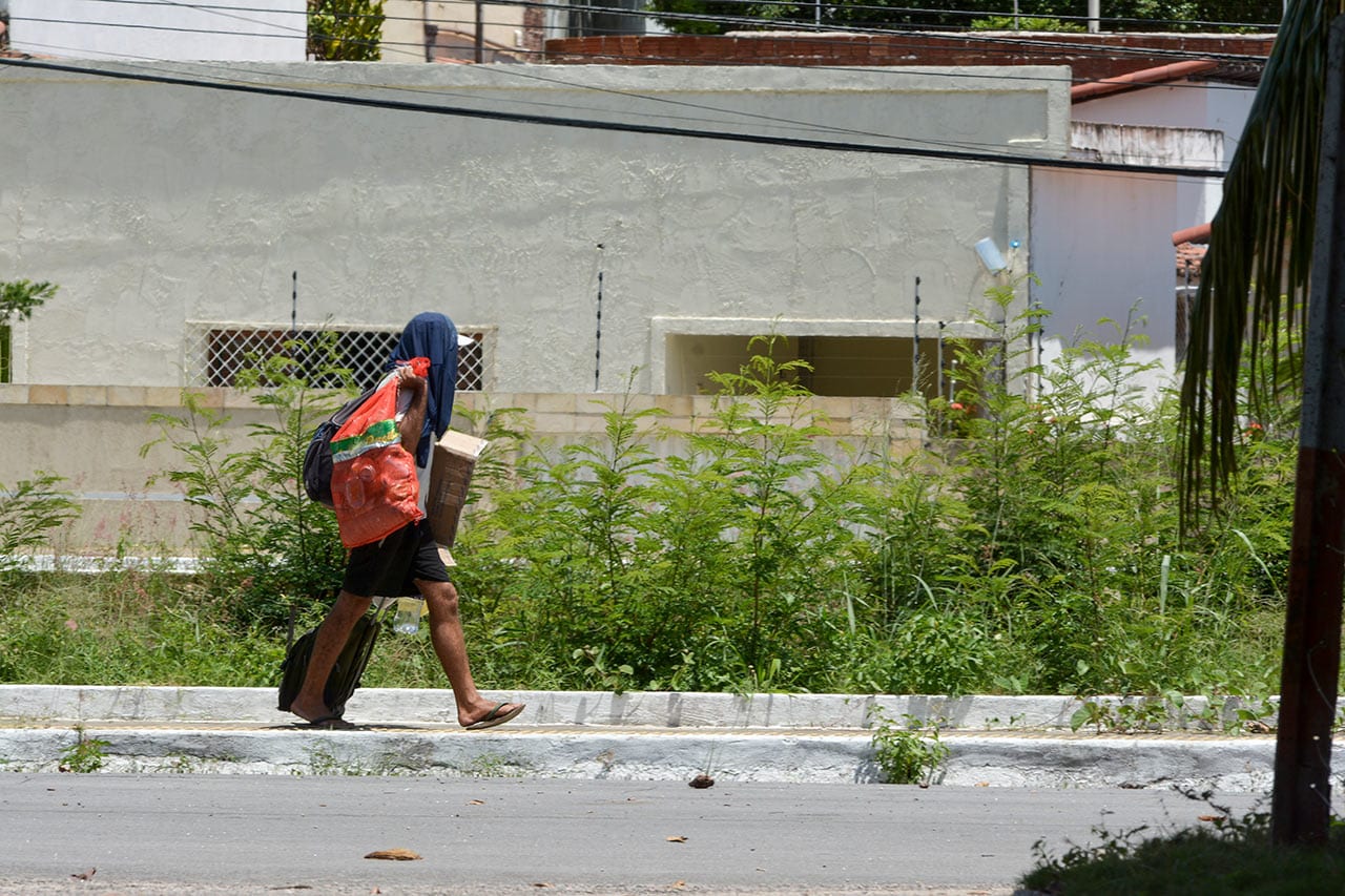 Além da renda: estudo da UFRN mede pobreza em múltiplas dimensões
