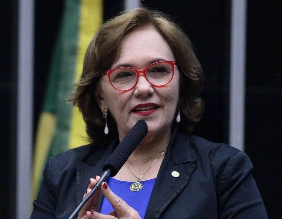 Zenaide ataca pauta de retrocessos e cola Garibaldi em Michel Temer