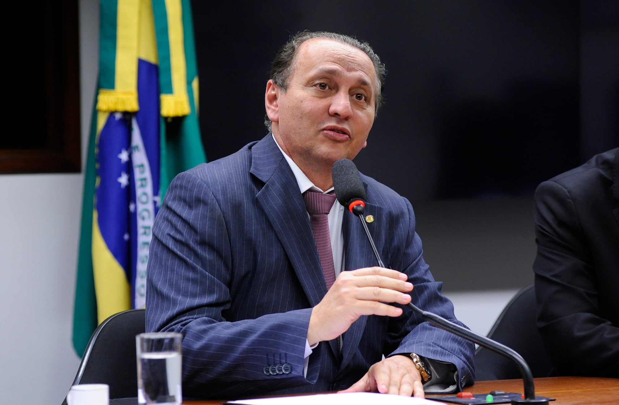 Ex-pastor acusado de forçar aborto é cotado para ministério da Mulher   