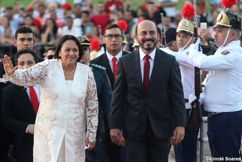 Fátima diz que herda “legado dramático” e manda recados na posse   