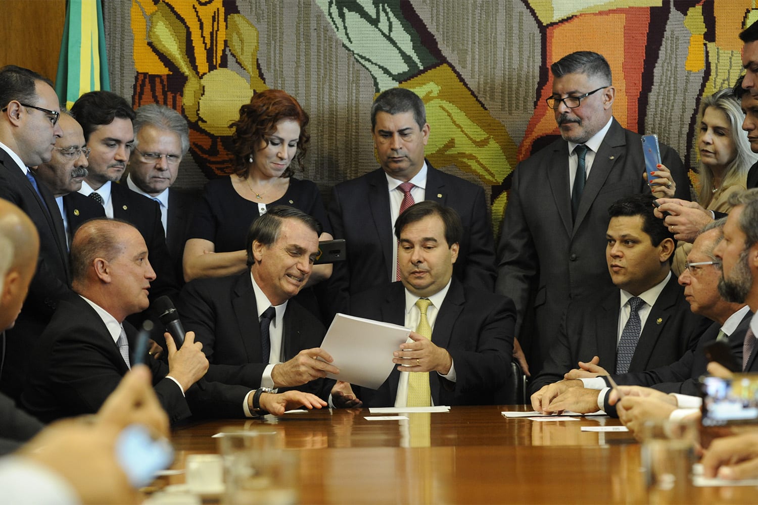 Pesquisa Ibope/CNI: 51% dos brasileiros rejeitam reforma de Bolsonaro
