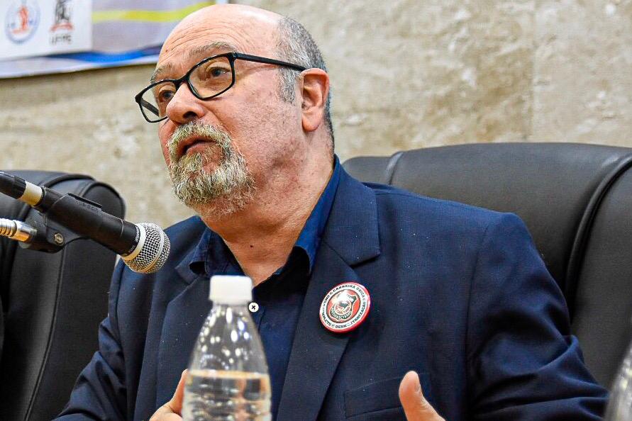 Luiz Eduardo Soares: 