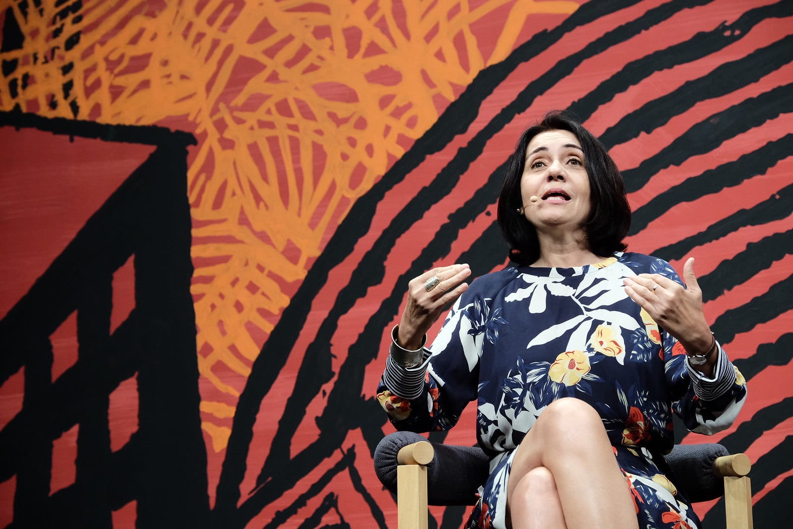 Antropóloga adotada por indígena prega o amor à diversidade na Flip