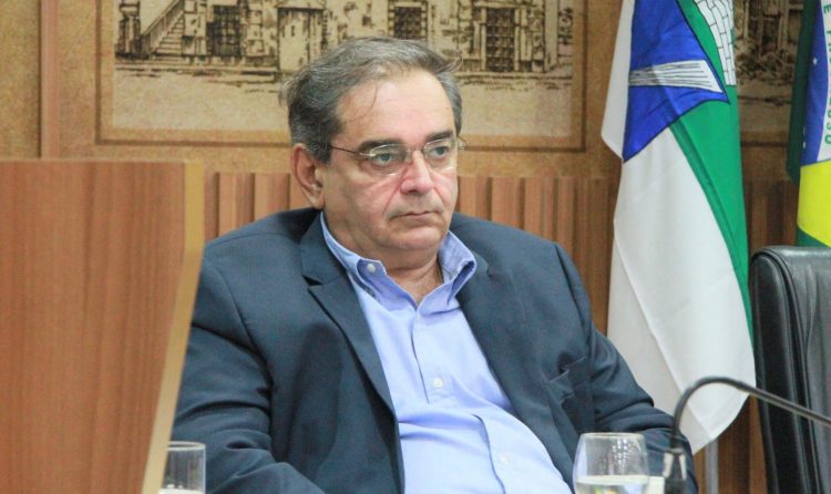 Prefeitura recorre de decisão que afastou irmã do prefeito Álvaro Dias por nepotismo