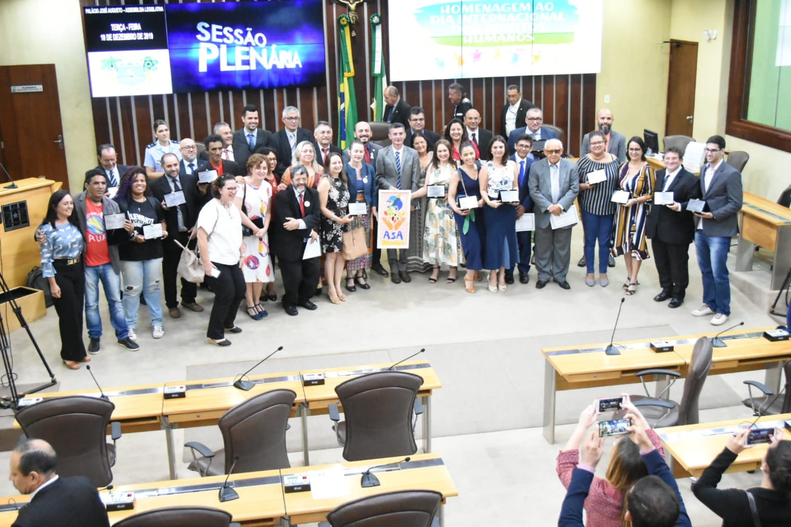 Deputados do PT homenageiam 22 entidades que atuam em defesa dos Direitos Humanos no RN