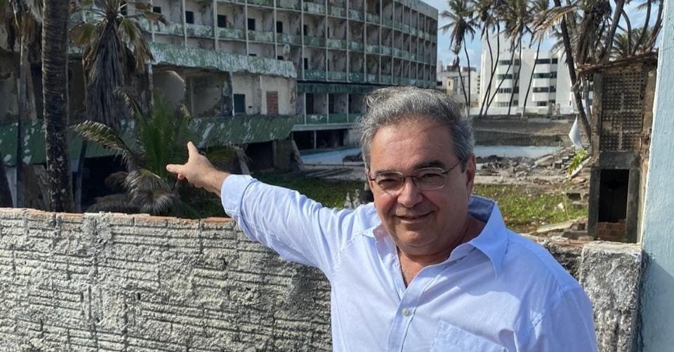 Álvaro Dias é intimado pela Justiça Eleitoral a esclarecer uso de máquina pública em campanha
