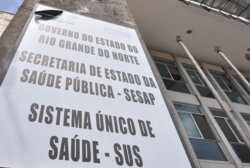 Secretária Adjunta e Coordenadora da Sesap são exoneradas dias depois da Operação Lectus. Funcionários se manifestam contra saída