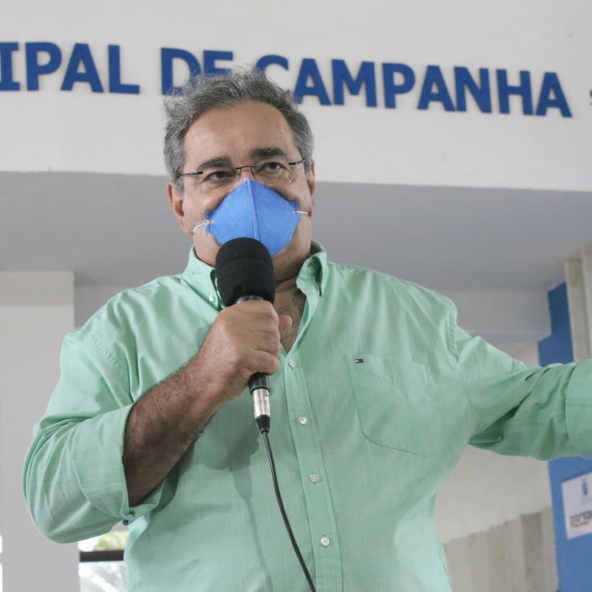 Vereadora cobra explicações da prefeitura sobre contrato milionário com empresa ligada à família de prefeito