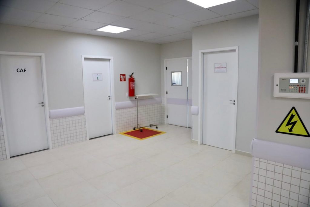 Covid-19: Número de pacientes em fila por leito clínico volta a ser maior que vagas disponíveis no RN