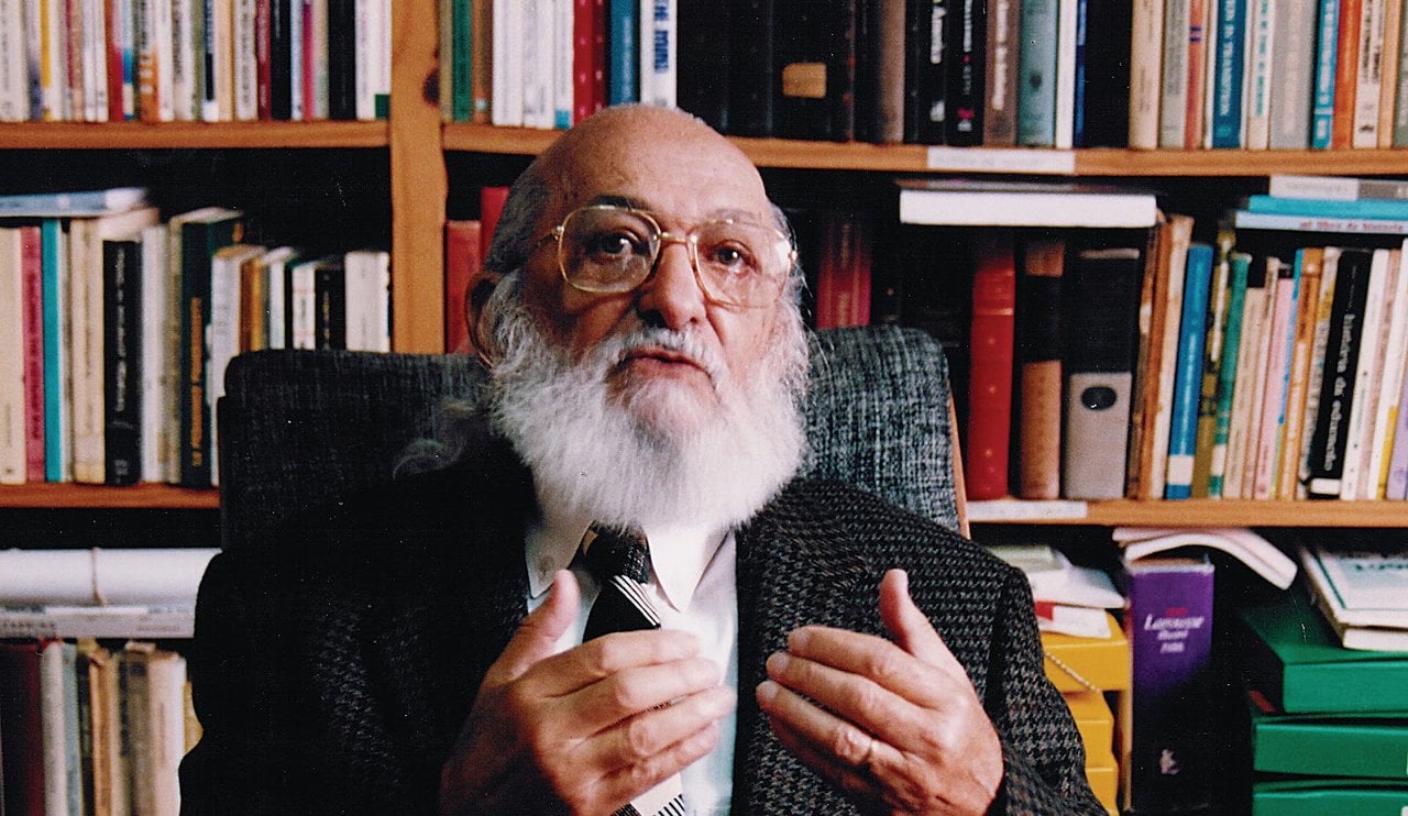 Câmara homenageia Paulo Freire com título de Cidadão Natalense