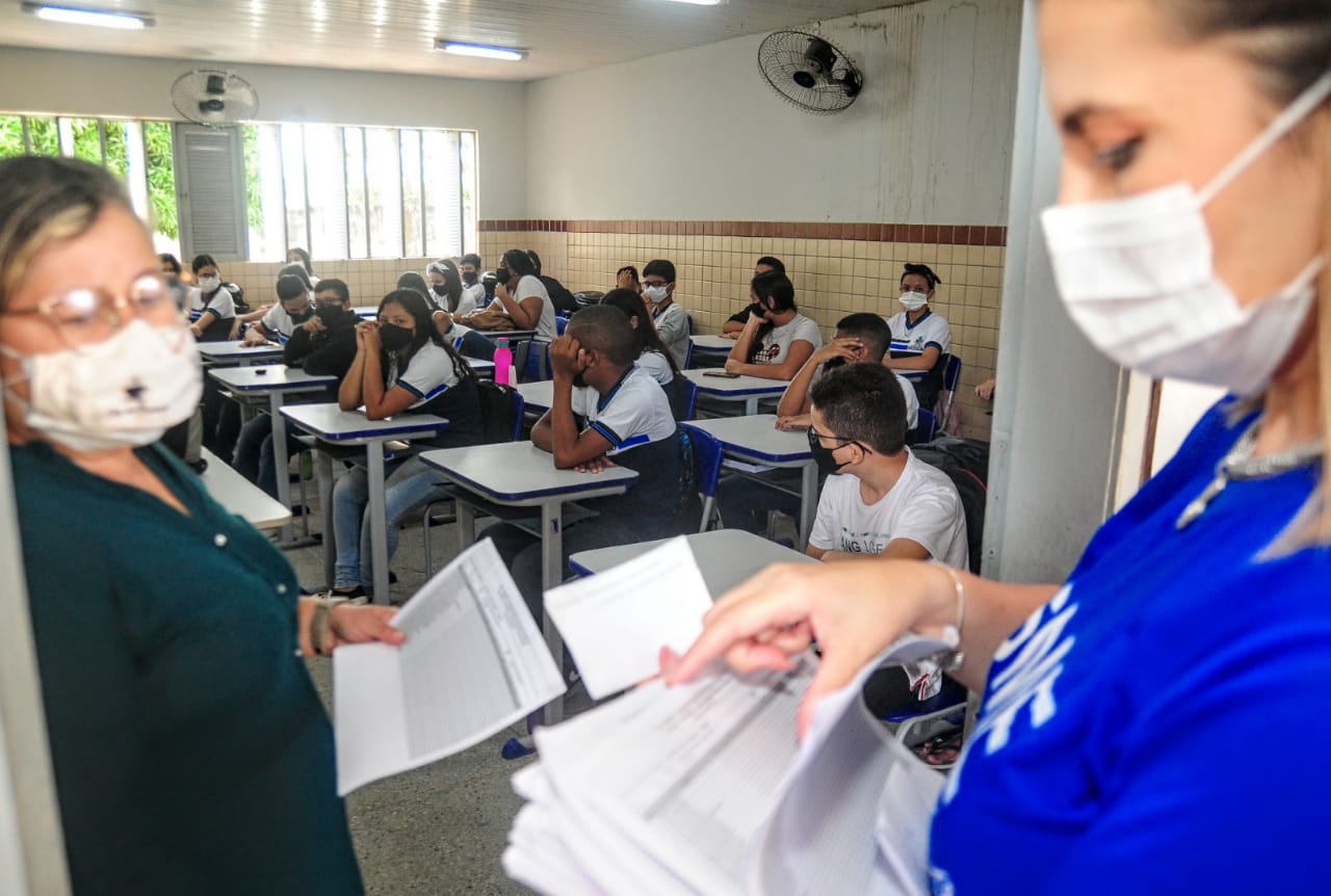 Estagiários reclamam de baixos salários e dizem que trabalharam para a Prefeitura de Mossoró quase dois meses sem contrato