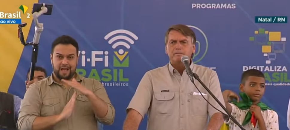 Em Natal (RN), Bolsonaro diz que diminuiu taxa de desemprego facilitando vida dos patrões