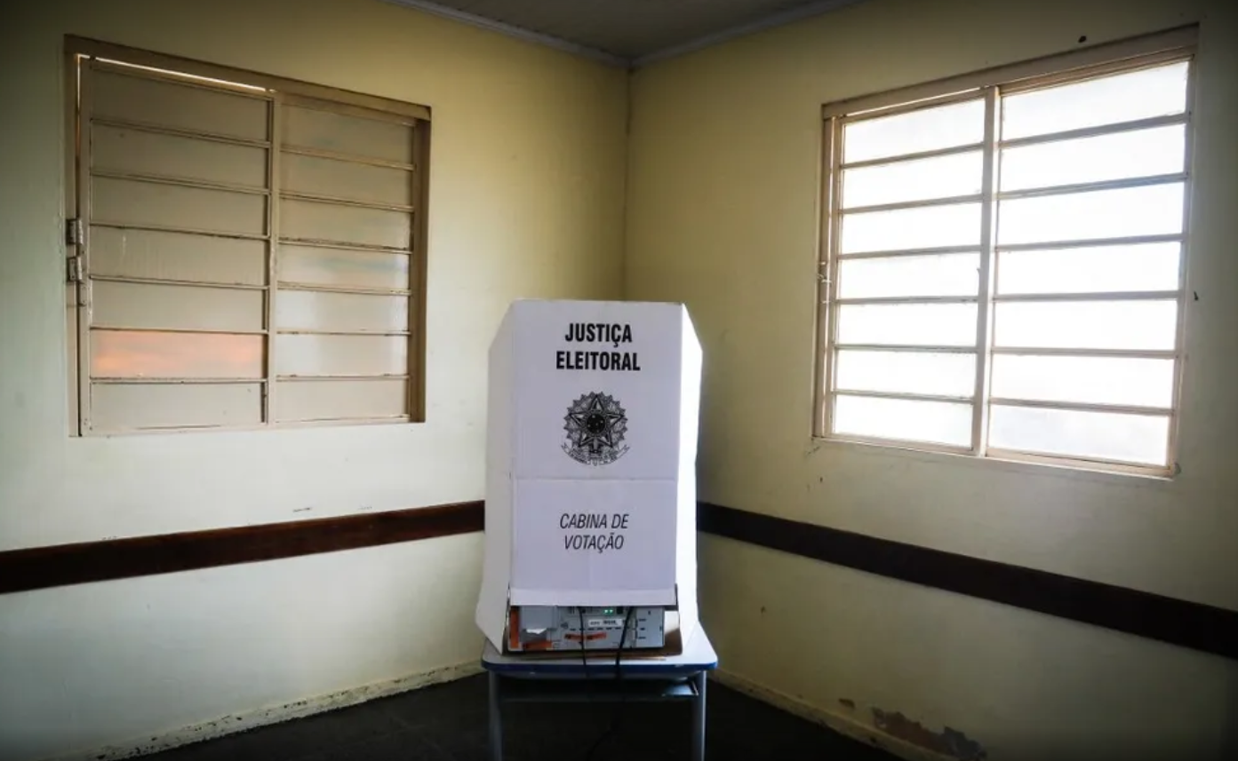 Trabalhador assediado pelo patrão em eleição pode fazer denúncia sem se identificar; saiba que canais usar