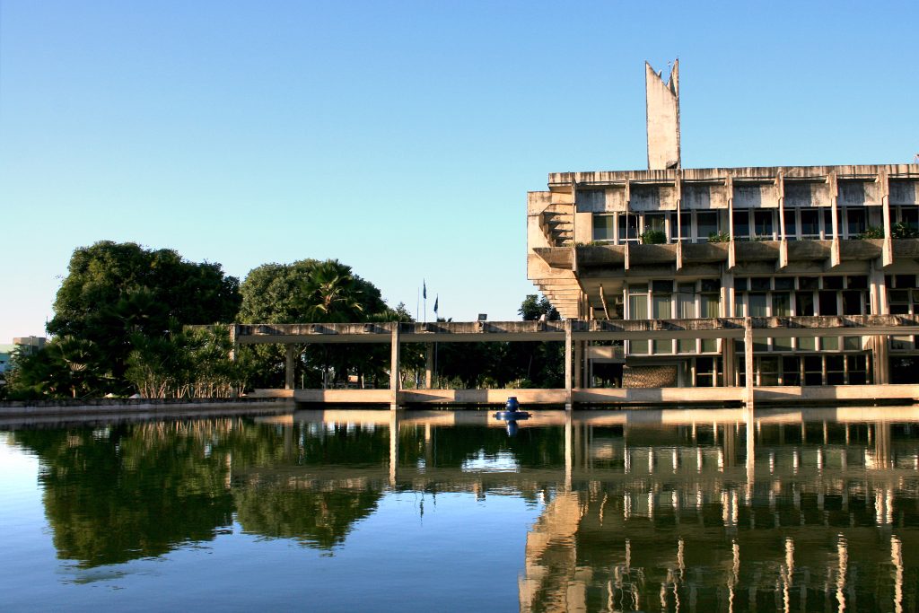 UFRN acumula perda de quase R$ 32 milhões em 2022 após novo bloqueio de Bolsonaro na Educação