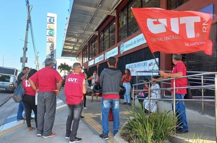 Supermercado Nordestão demite por justa causa funcionário de licença médica que participou de ato pró-Lula em Natal