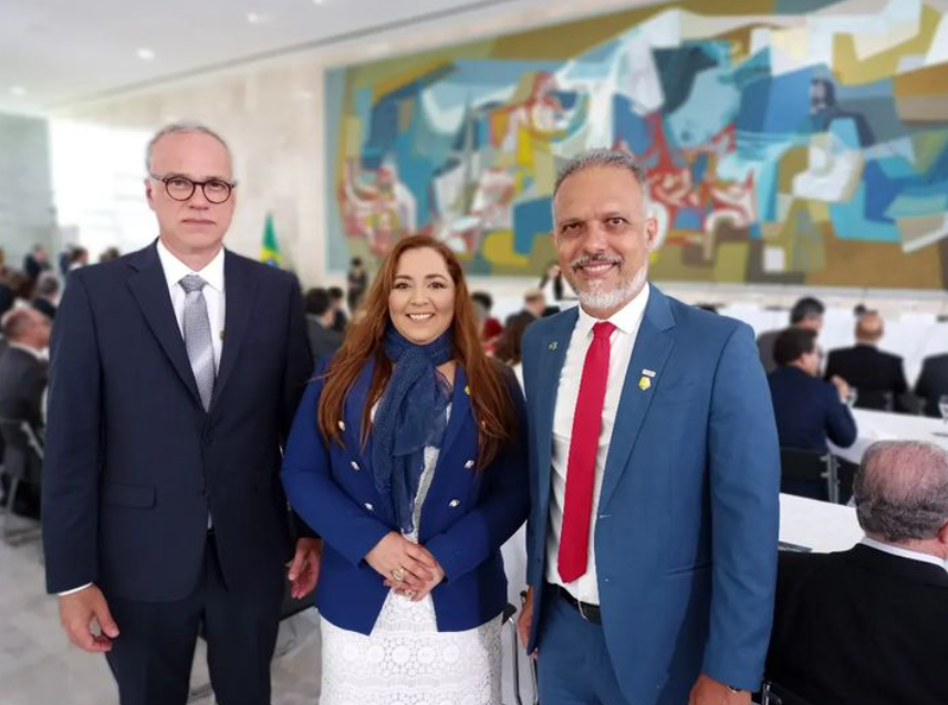 Interventora da Ufersa nomeada por Bolsonaro vai a encontro de reitores com Lula