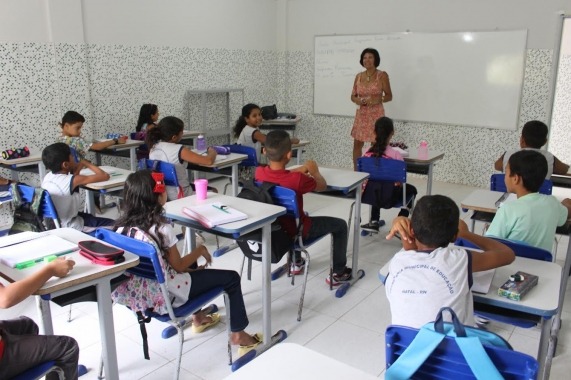 Matrículas em escolas públicas do RN terão material sobre violência doméstica