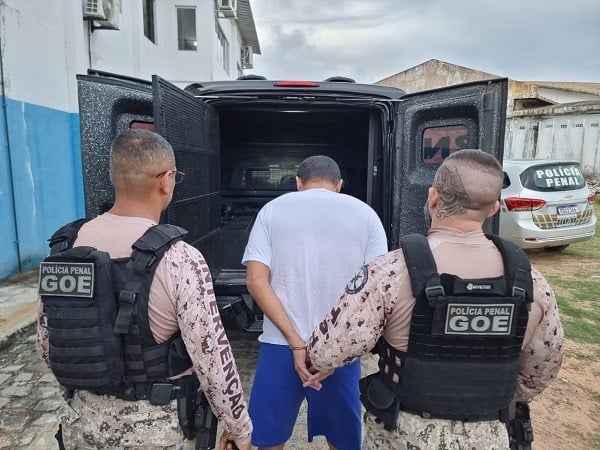 Líder de facção que estava em isolamento em Alcaçuz é transferido para presídio federal
