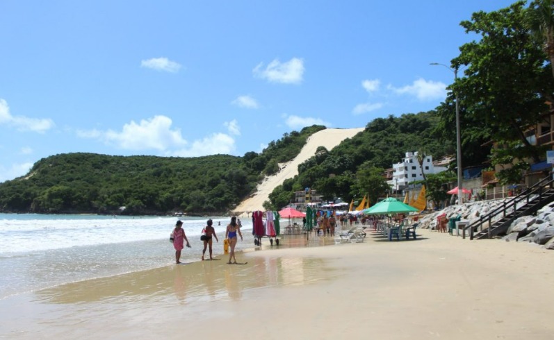 Ponta Negra: Prefeitura diz que draga foi enviada à revelia por empresa