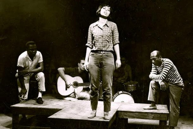 Música e história: Professor potiguar usa canções de resistência à ditadura para explicar os governos militares no Brasil