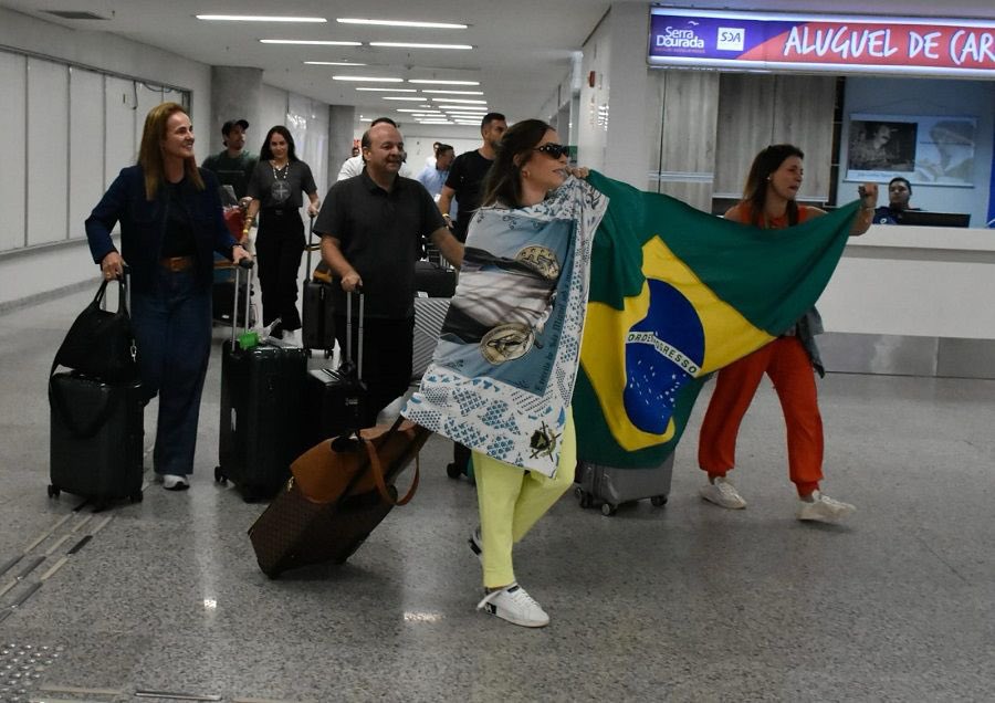 Mais 13 potiguares que estavam em Israel chegam ao RN