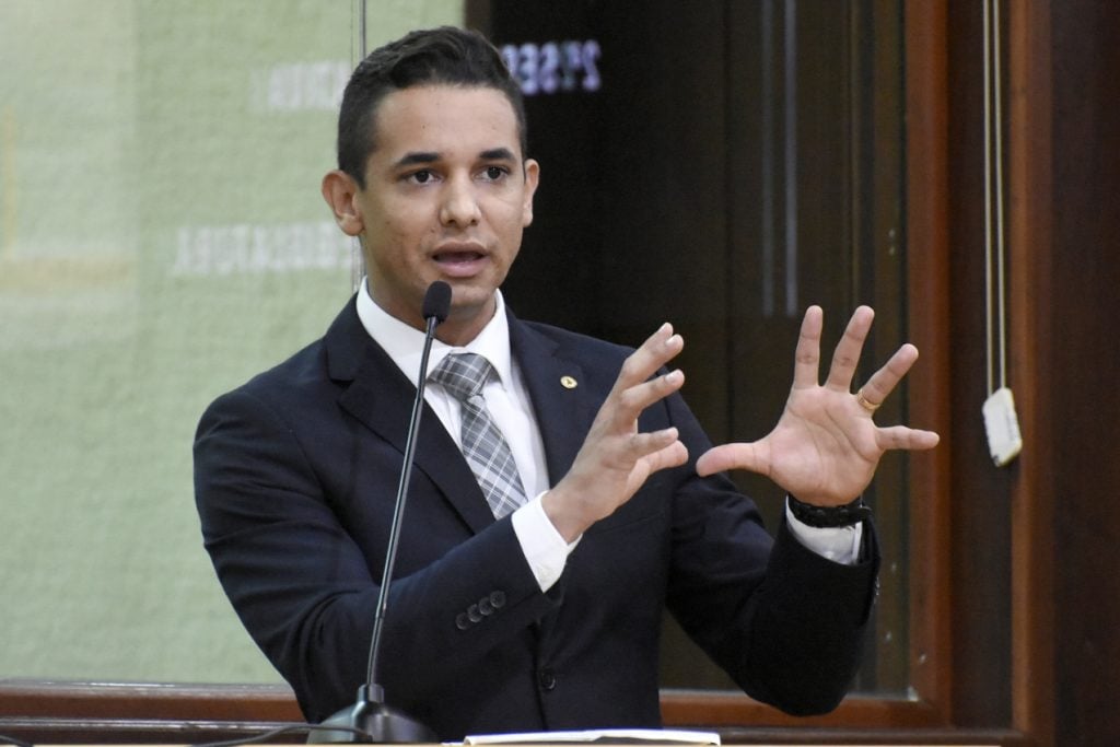 Prefeito de Mossoró politiza ação da PF e fala em “perseguição”