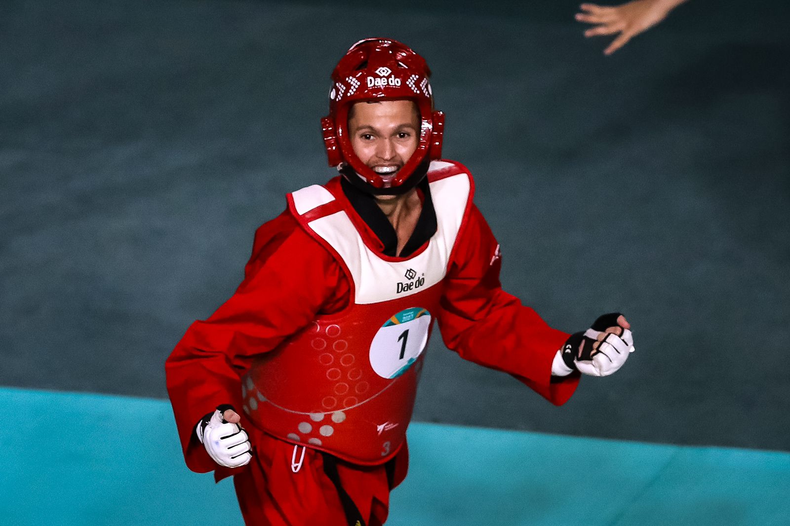 Medalhista mundial de Taekwondo conheceu esporte em associação de Assu