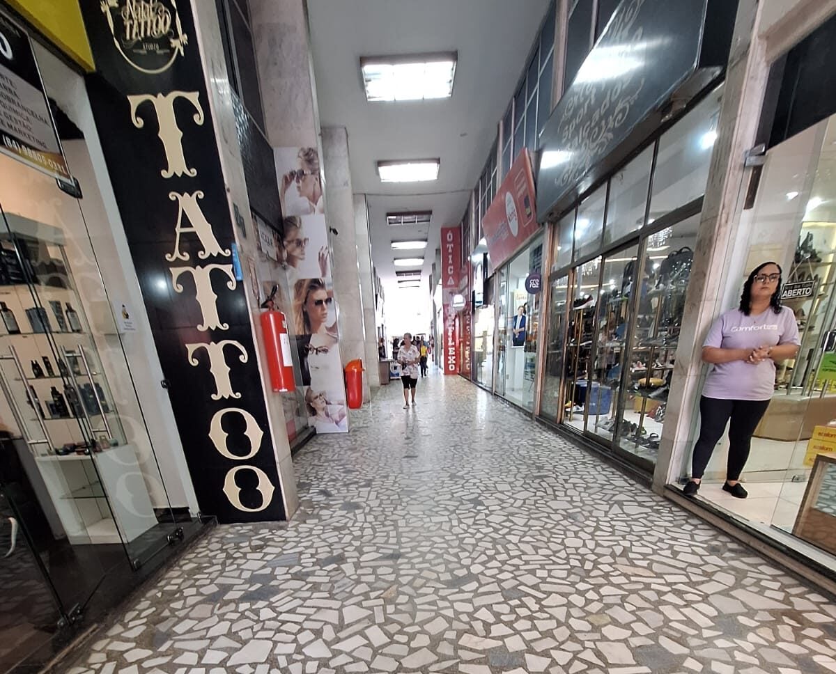 Sisal e Barão do Rio Branco: resistência humana nas galerias do Centro