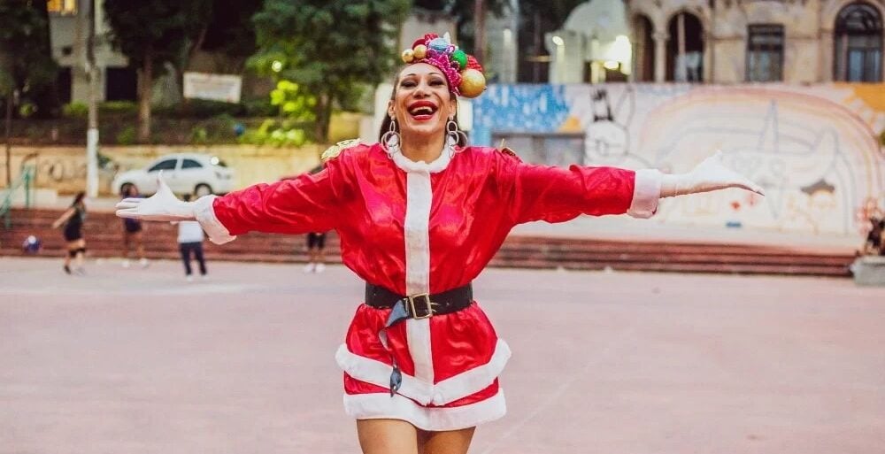 Se Papai Noel fosse uma travesti