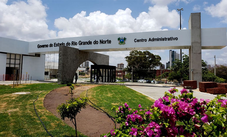 As frestas do Governo