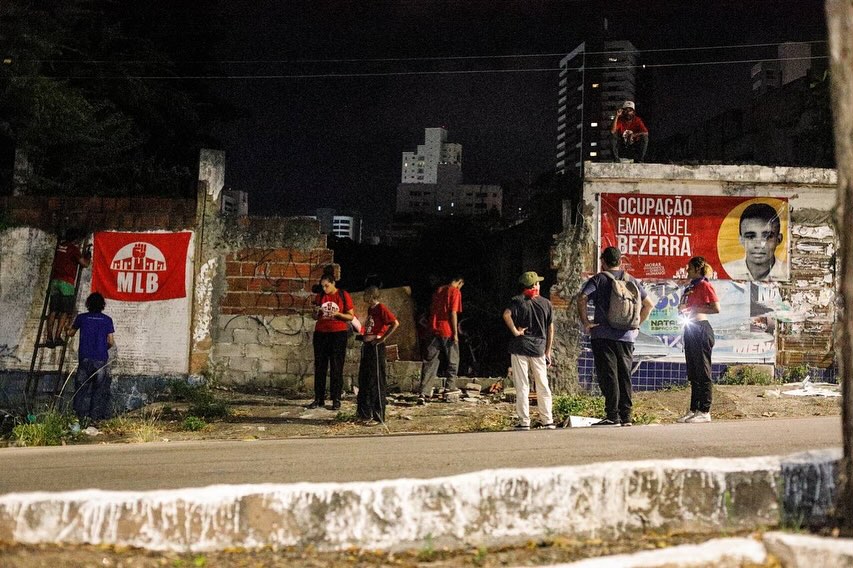 Famílias da Ocupação Emmanuel Bezerra sofriam com condições insalubres