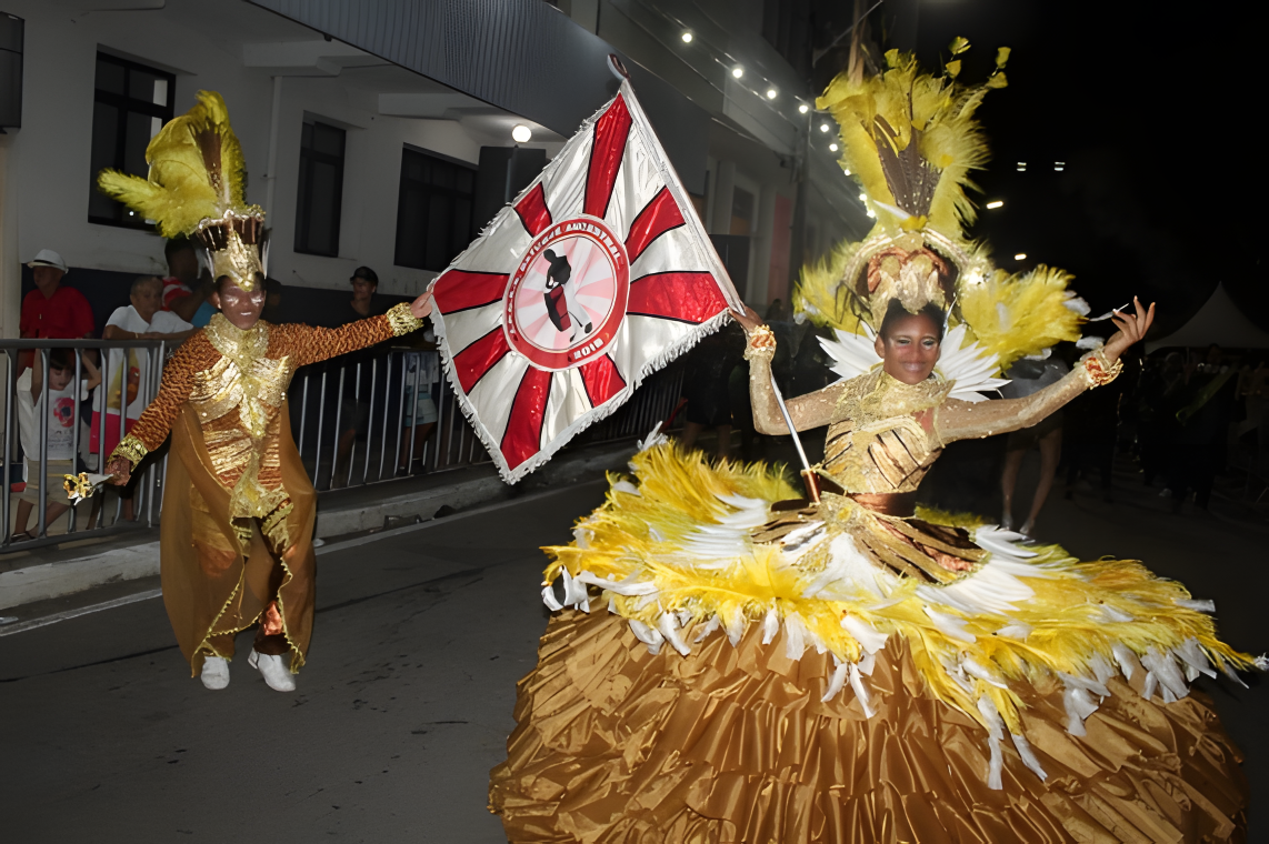 Escola de samba de Natal acusa júri técnico de intolerância