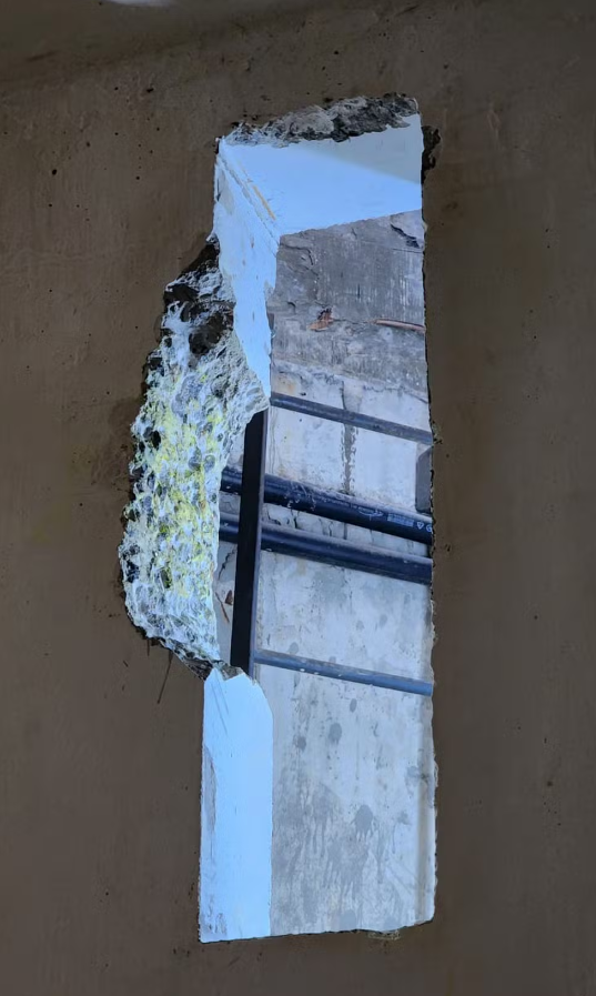 Veja buraco por onde fugiram detentos do presídio federal de Mossoró