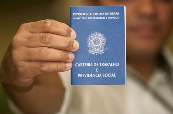 A urgência da luta contra a jornada 6x1 e o avanço do movimento VAT