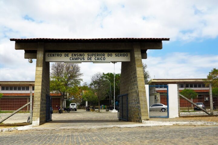 Vaquinha de campus da UFRN para compra de itens gera questionamentos