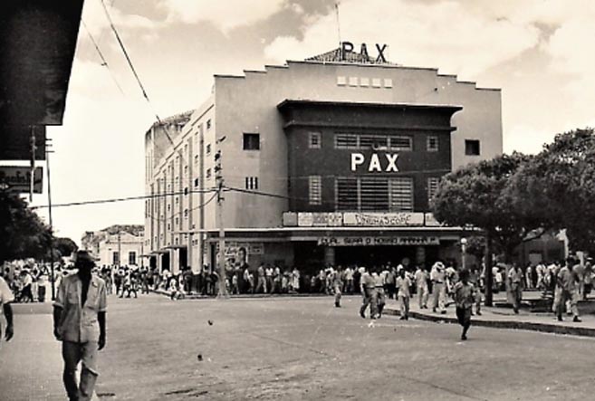 Nelson Marques lança livro sobre história do cinema no RN
