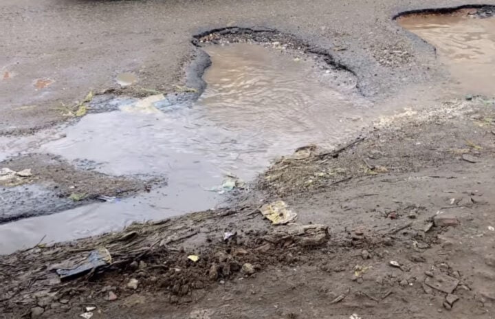 Buracos na Av. Moema Tinôco prejudicam moradores da Zona Norte de Natal