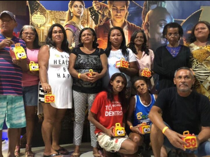 Projeto arrecada recursos para levar pessoas em situação de rua ao cinema