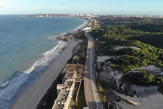 Entenda o que representa regulamentar construções na orla de Natal
