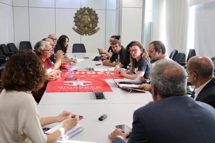 IFRN deve seguir em greve mesmo após Proifes fechar acordo com governo