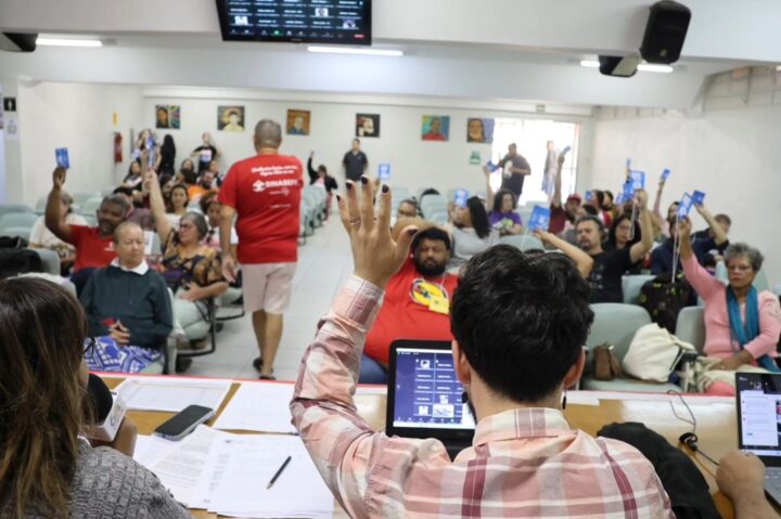Servidores dos IFs decidem suspender greve nacionalmente