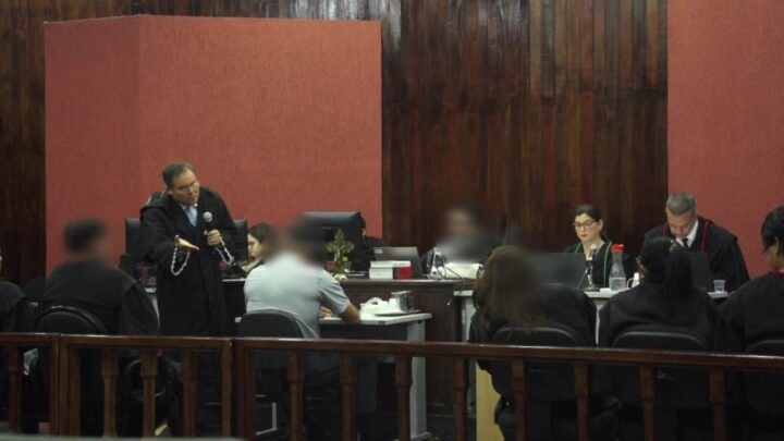 Caso Gabriel: júri popular avança e manifestantes fazem vigília