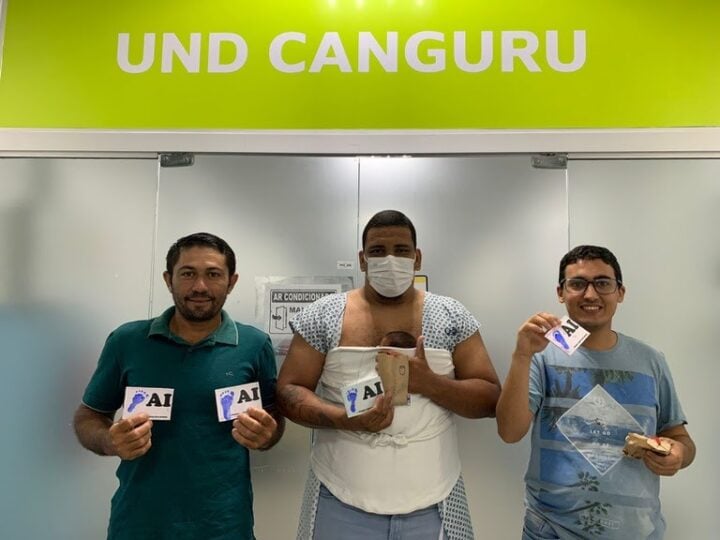 Pai Canguru humaniza relação com recém nascido ainda na maternidade