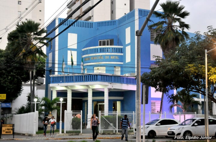 Números de candidatos e partidos despencam na eleição em Natal