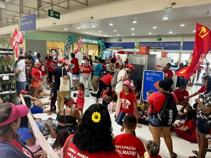 MLB conquista mais de 13 mil cestas básicas após ocupação no Carrefour