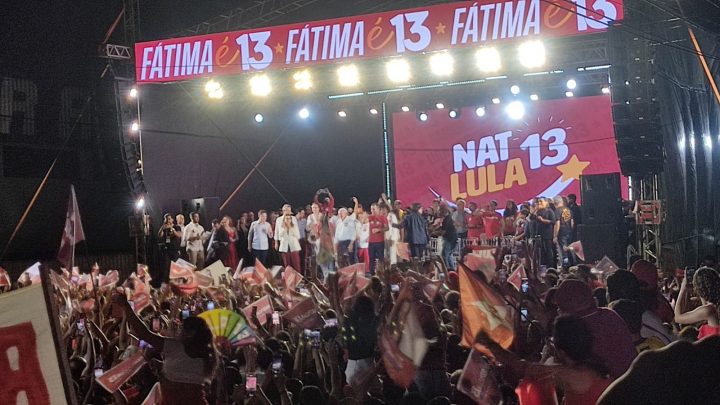 Comício de Lula em apoio a Natália leva multidão à Zona Norte de Natal