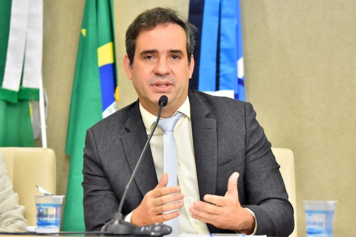 Carlos Eduardo Xavier: 