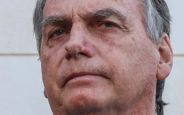Tentativa de golpe: Bolsonaro, Braga Netto, Heleno e mais 34 são indiciados